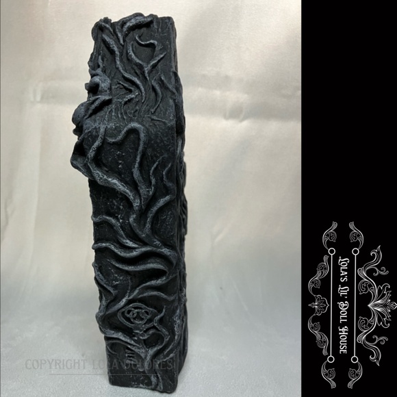 Gothic Coffin Shelf Decor Ornament Snake Occult Halloween Nightmare - Picture 12 of 14